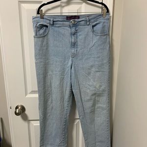 Gloria Vanderbilt size 16 Amanda jeans
